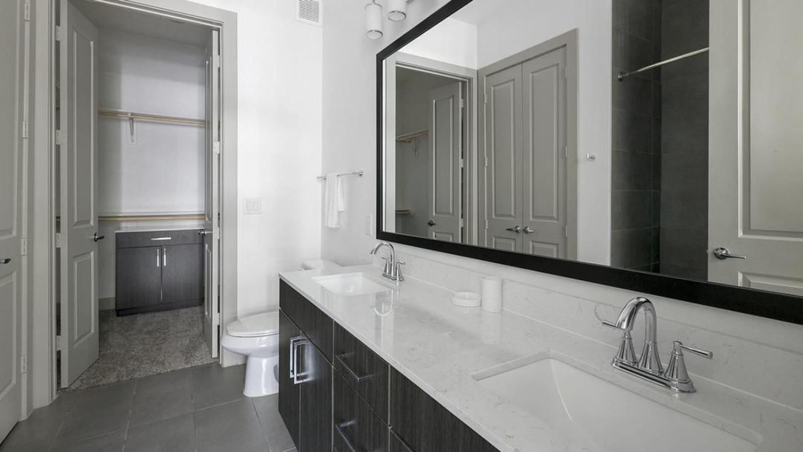 Landing - Modern Apartment With Amazing Amenities Houston Eksteriør billede