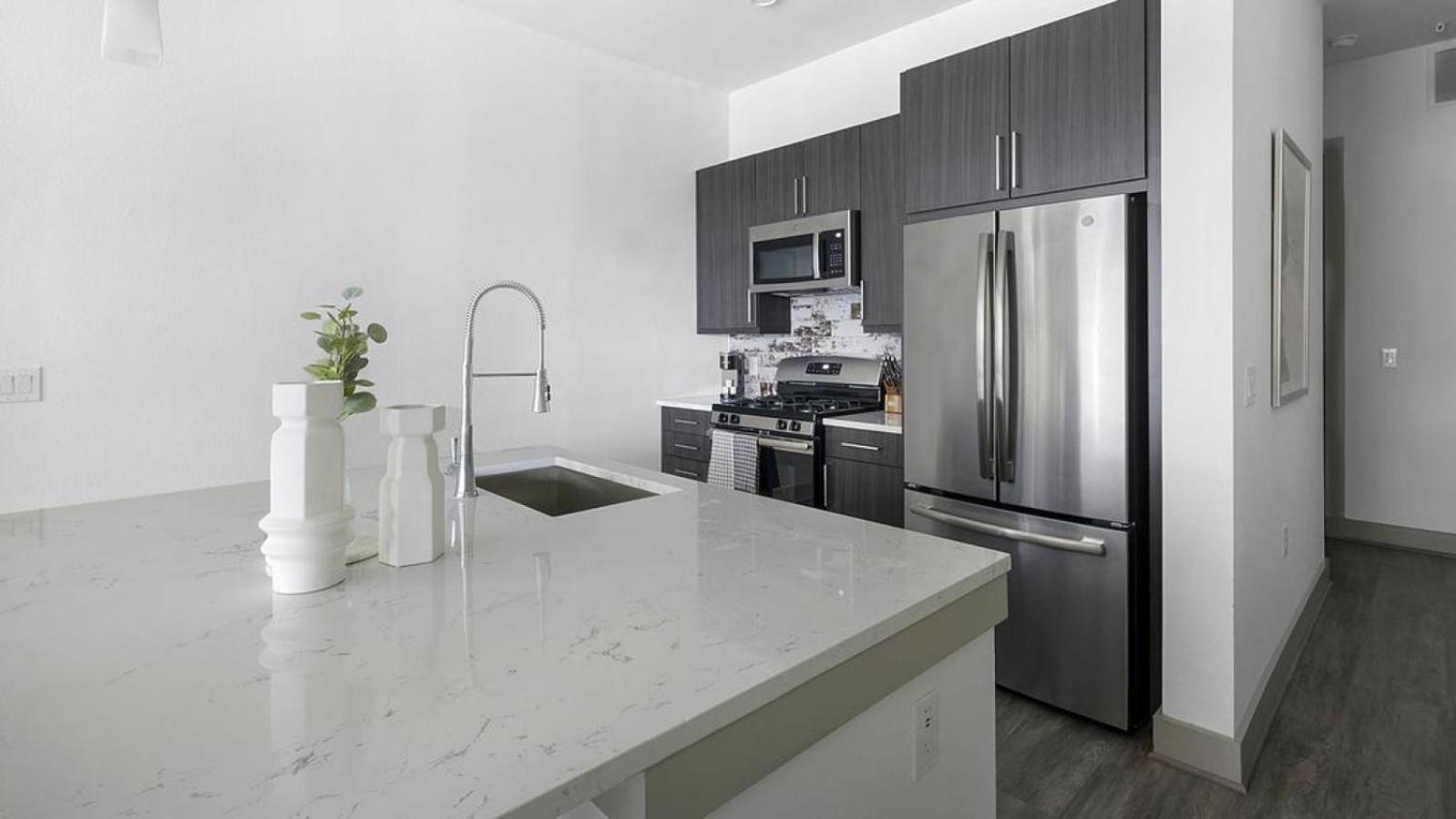 Landing - Modern Apartment With Amazing Amenities Houston Eksteriør billede